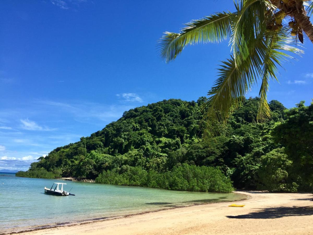 Sakatia Lodge Ampasimena ภายนอก รูปภาพ