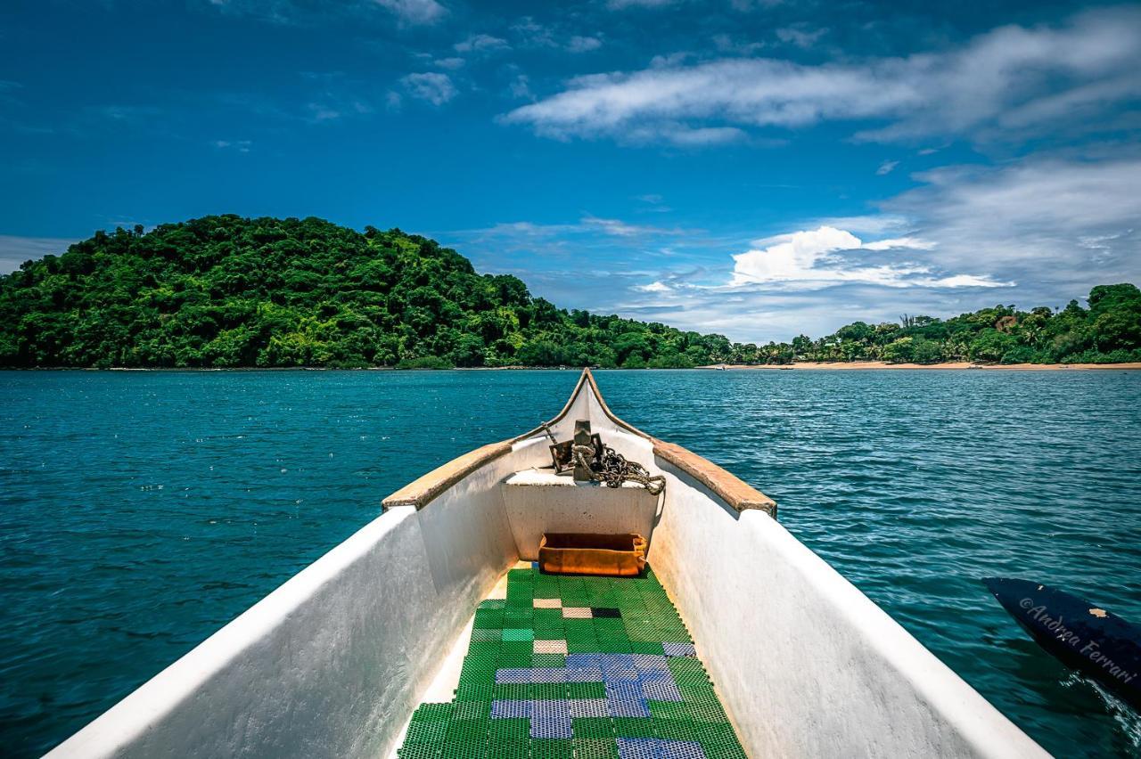 Sakatia Lodge Ampasimena ภายนอก รูปภาพ