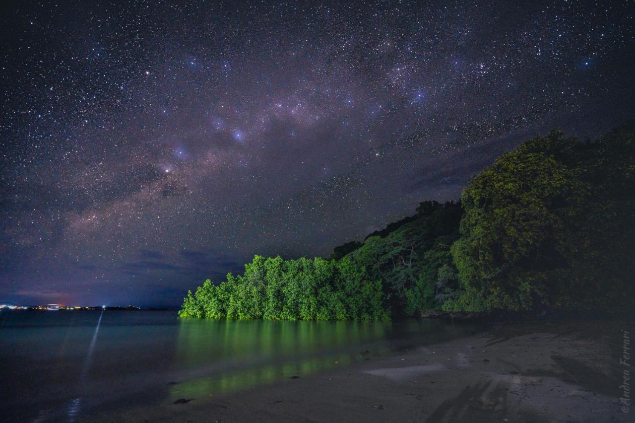 Sakatia Lodge Ampasimena ภายนอก รูปภาพ