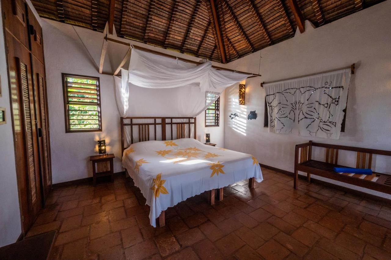 Sakatia Lodge Ampasimena ภายนอก รูปภาพ